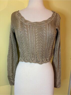 Crochet Cropped Sweater . Champagne